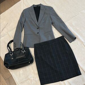 Theory Skirt Like New